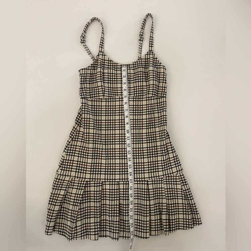Hollister Wmn S White/Black/Brown Plaid Flannel Pleated Hem Ruffle Dress/Jumper - Picture 5 of 9